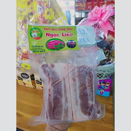 Bình Định Thịt heo thảo mộc Ngọc Liễu 3 kg - vận chuyển nội huyện Hoài Ân